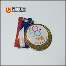 平陽縣宇霄工藝品廠 專業定制禮品、錢幣冊、紀念章與辦公用品